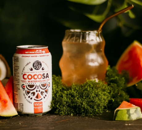 https://sklep.diet-food.pl/pl/woda-kokosowa/1190-11-cocosa-woda-kokosowa-niegazowana-z-sokiem-z-arbuza-nfc-330-ml-kaucja-5903933645551.html#/26-kaucja_wliczona_w_cene-050zl